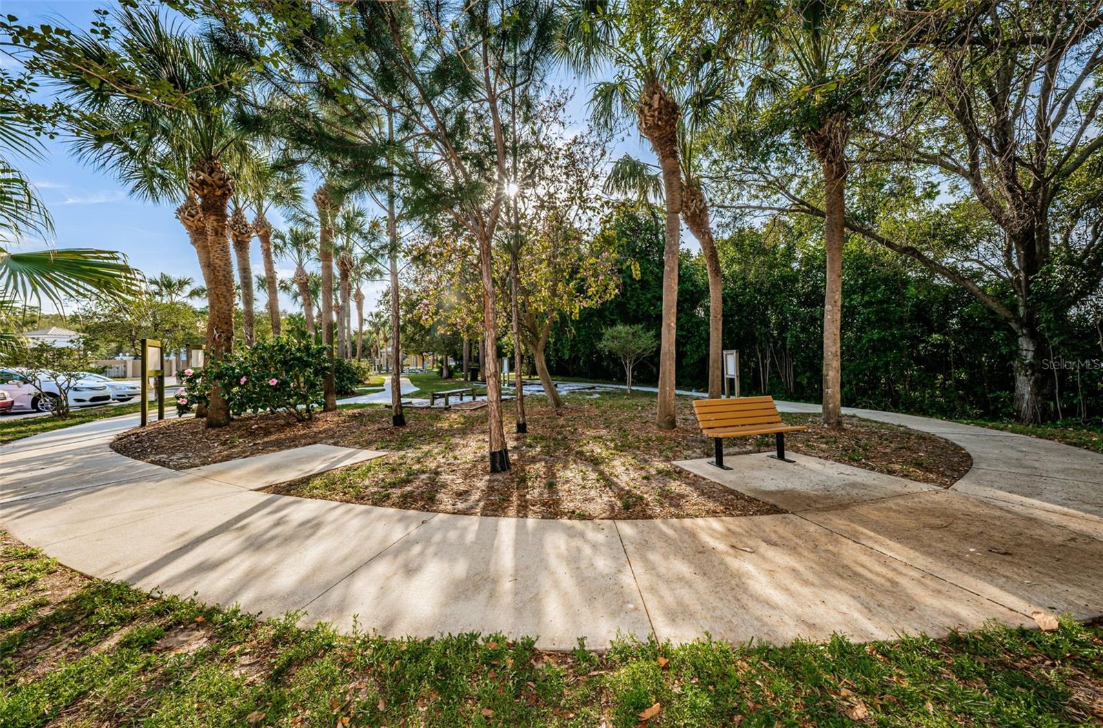 ON TOP OF THE WORLD - Residential