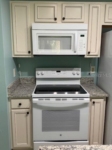 PRESERVE AT RIVERS EDGE - Residential Lease