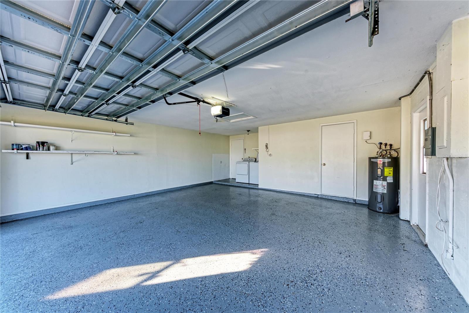 LOCKWOOD MEADOWS - Residential