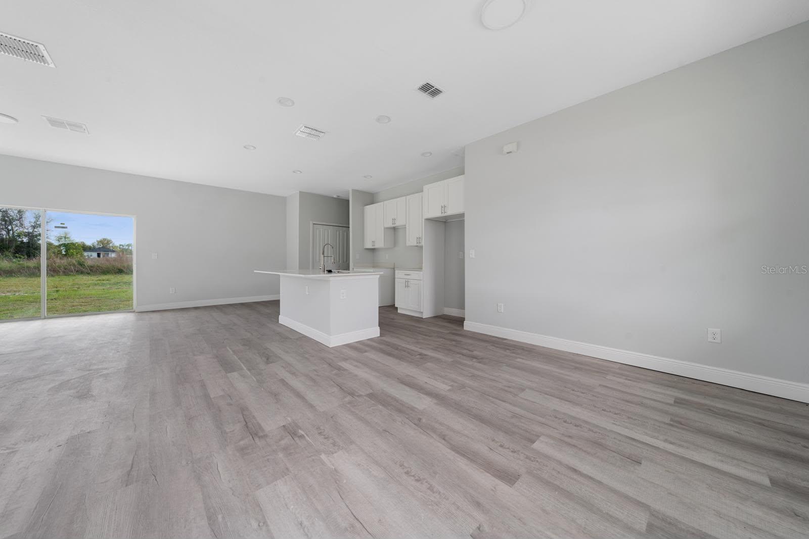 MARION OAKS UN 10 - Residential