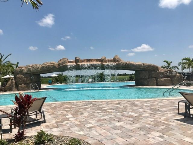 TERRACE II AT LAKEWOOD NATIONAL PH I - Residential Lease