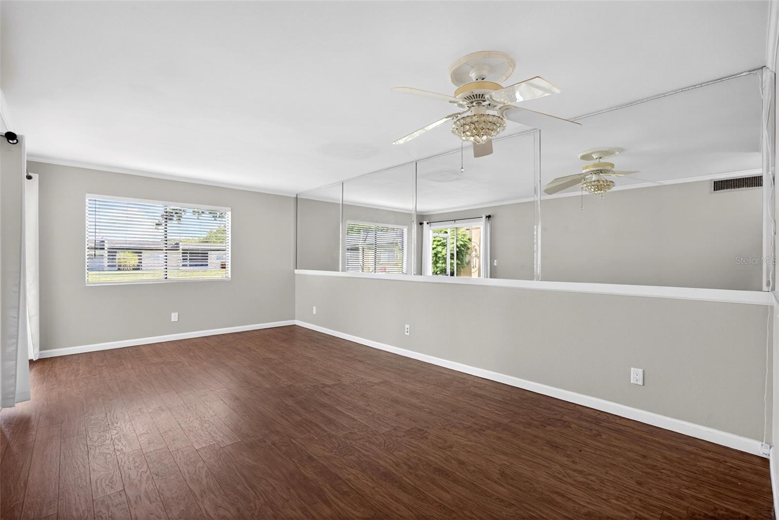 SOUTH POINTE VILLAS PH III - Residential