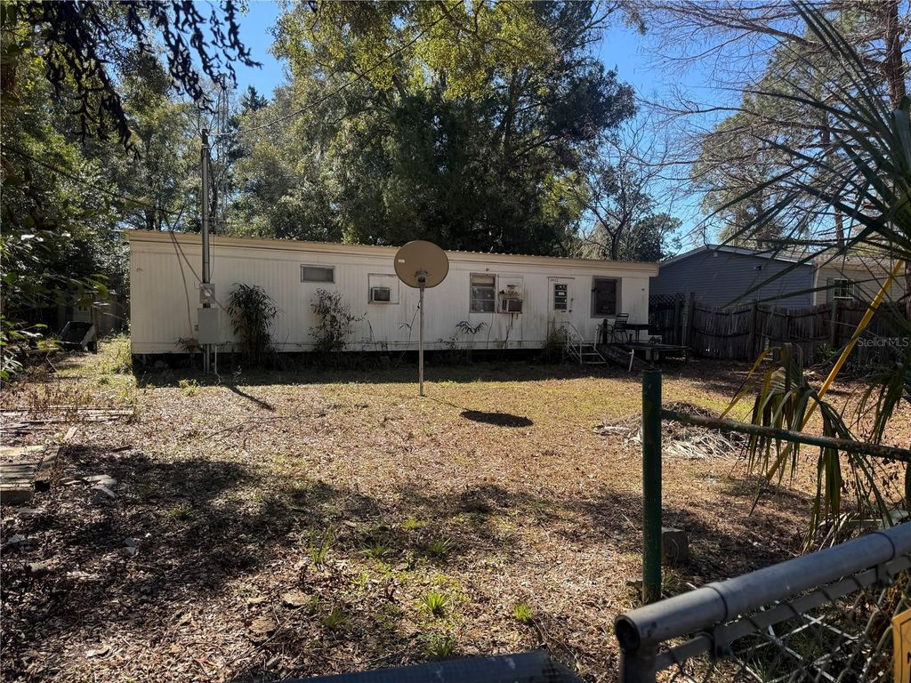 Photo of 14112 NE 50th Place, Williston, FL 32696 (MLS # GC537294)