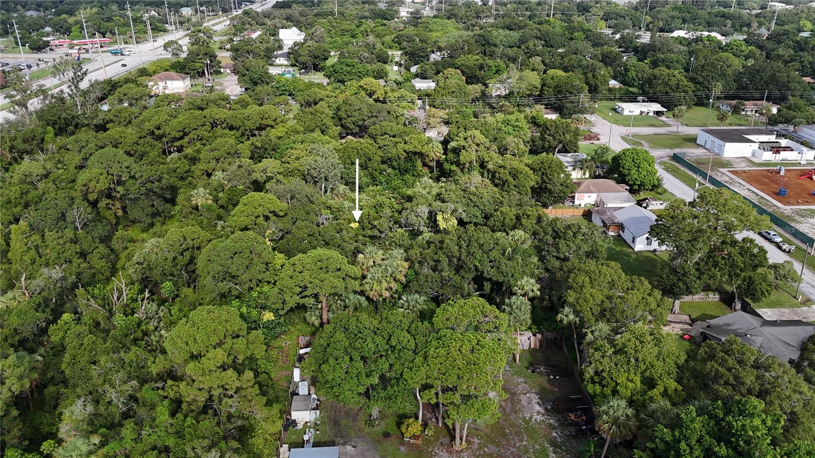 METES & BOUNDS - Land