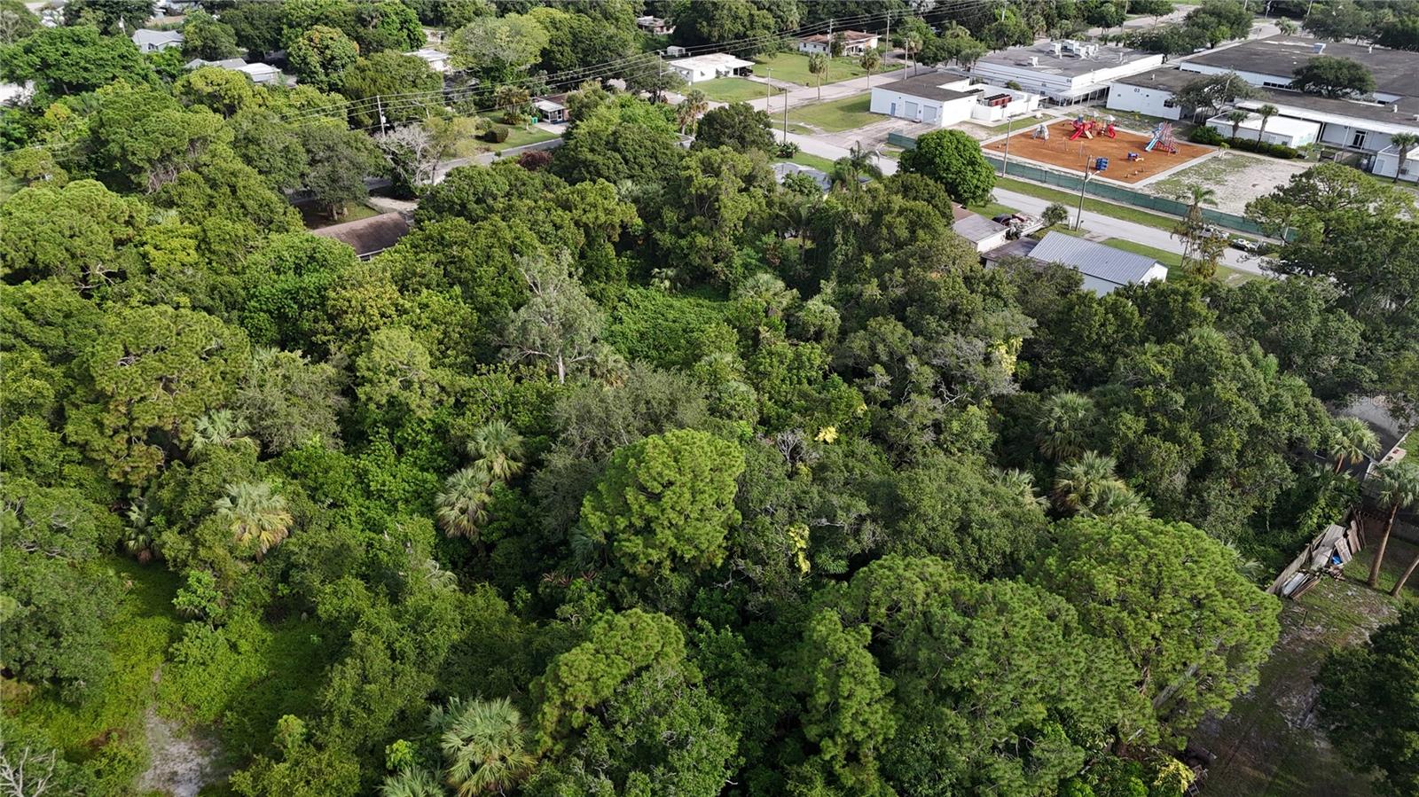 METES & BOUNDS - Land