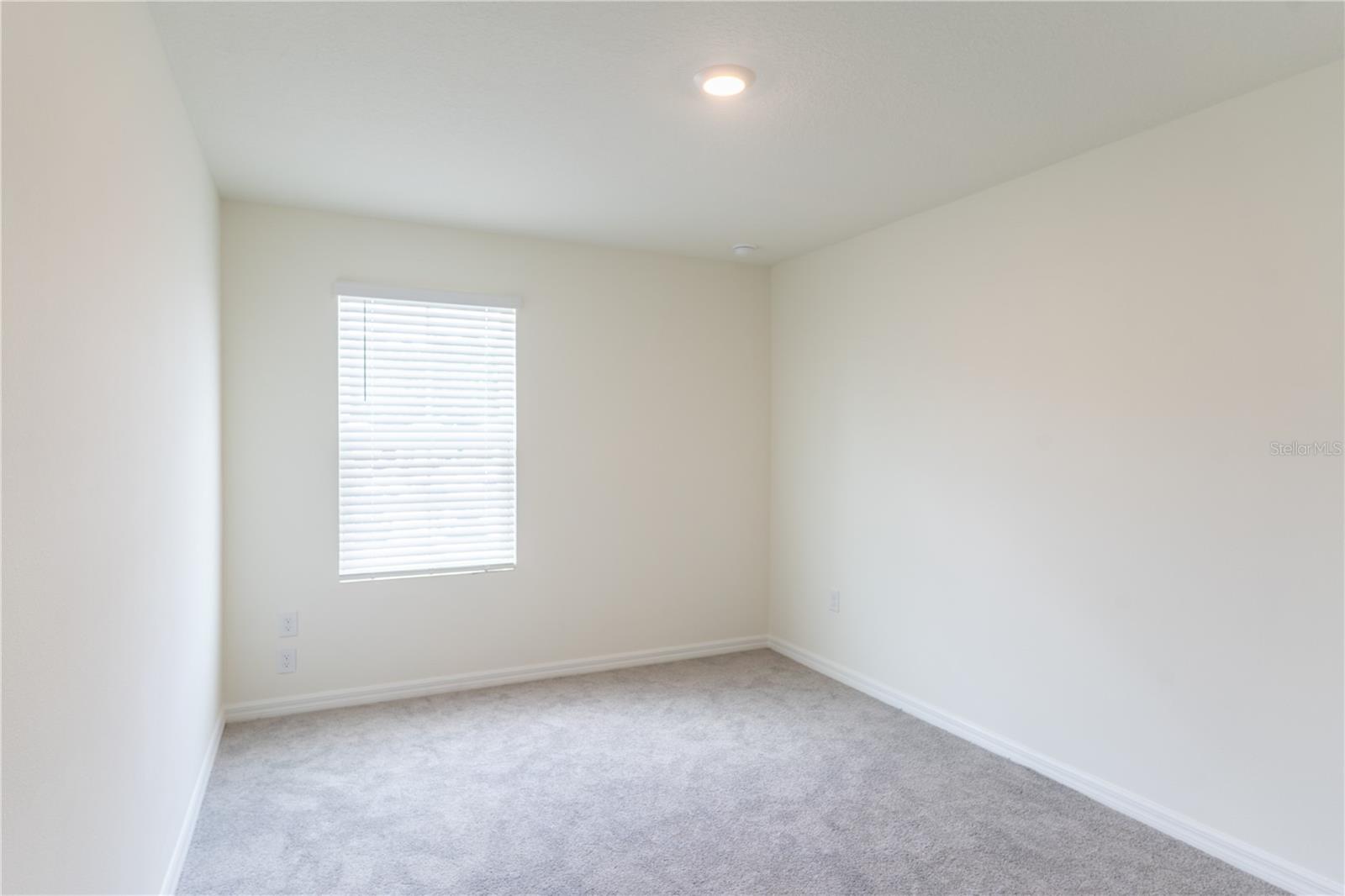 OAKS PRESERVE - Residential