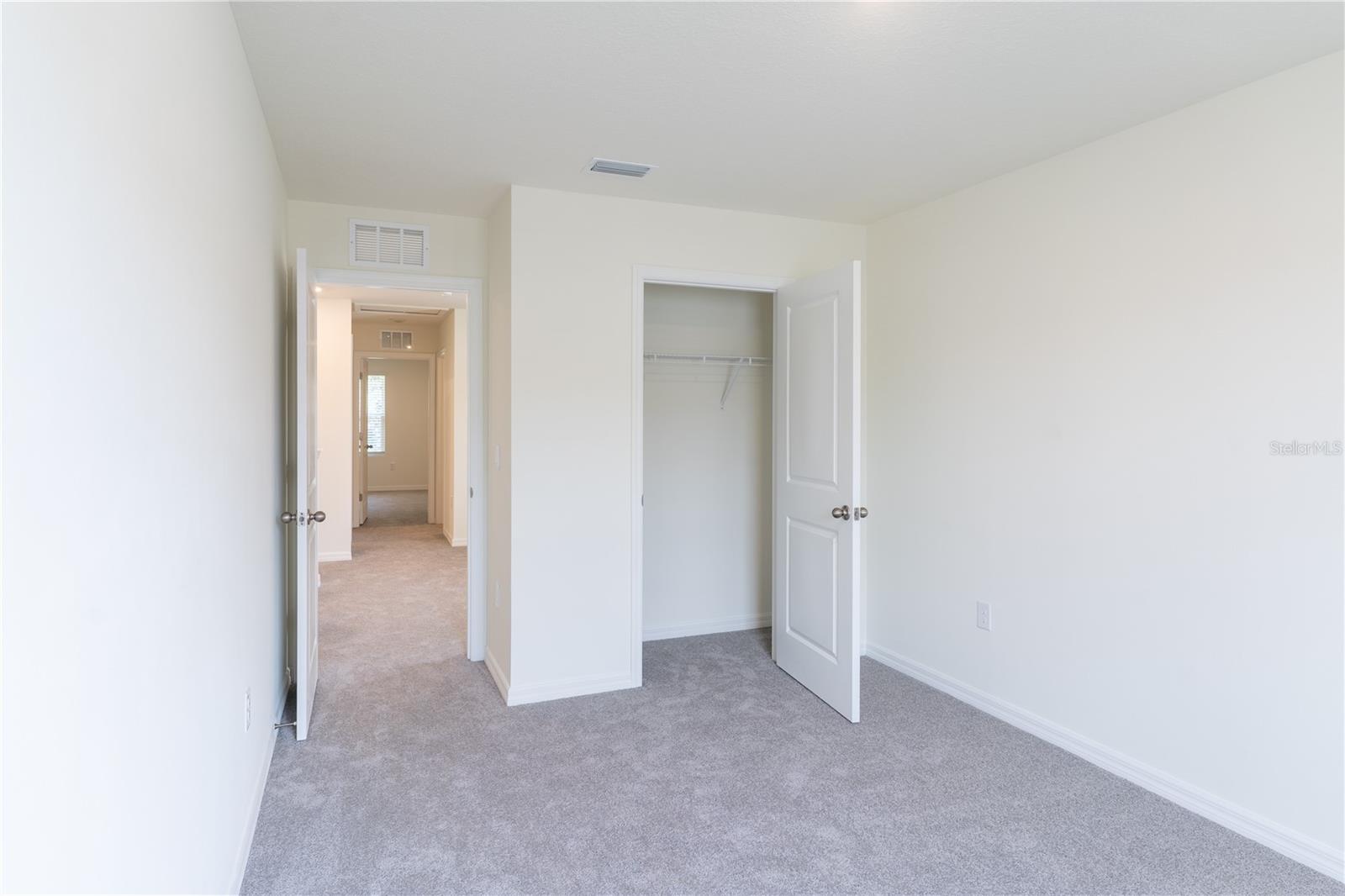 OAKS PRESERVE - Residential