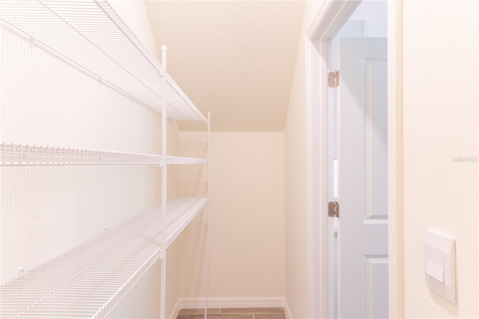 OAKS PRESERVE - Residential