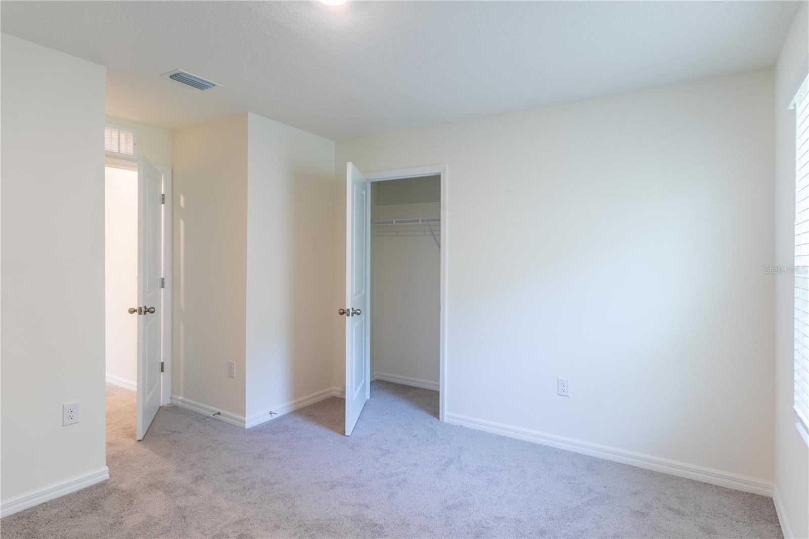 OAKS PRESERVE - Residential