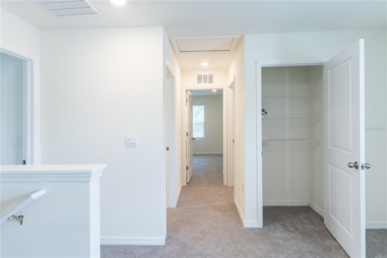 OAKS PRESERVE - Residential