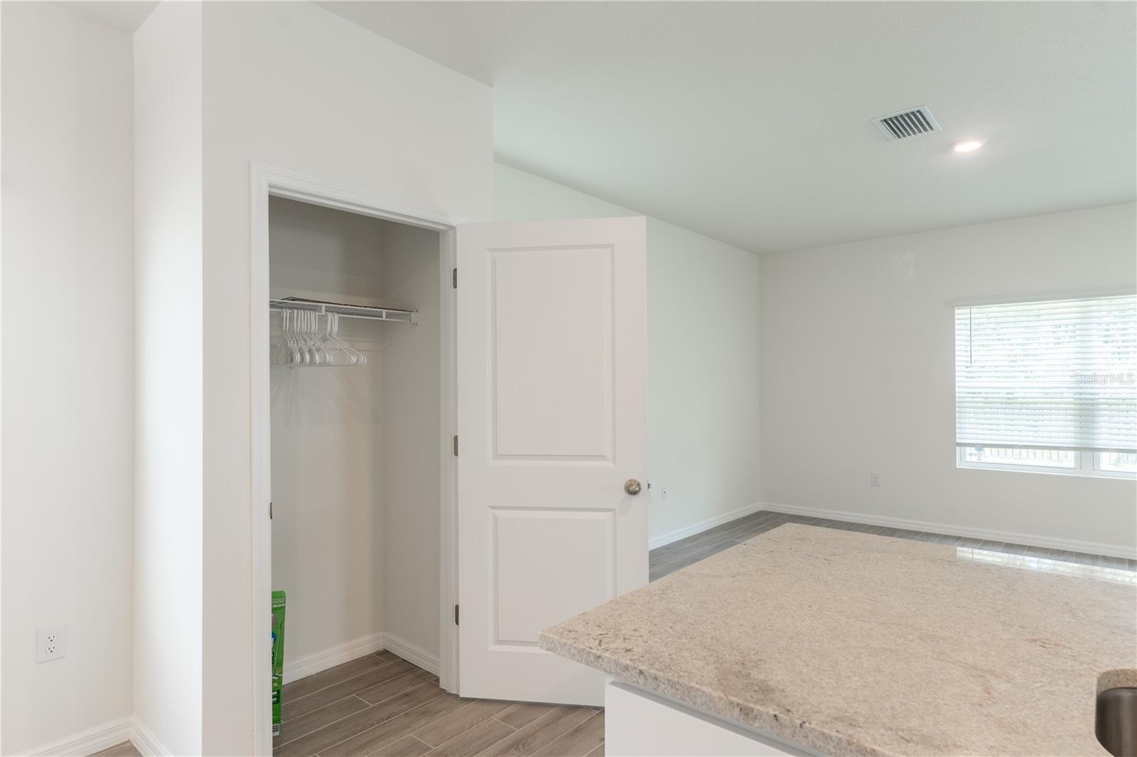 OAKS PRESERVE - Residential