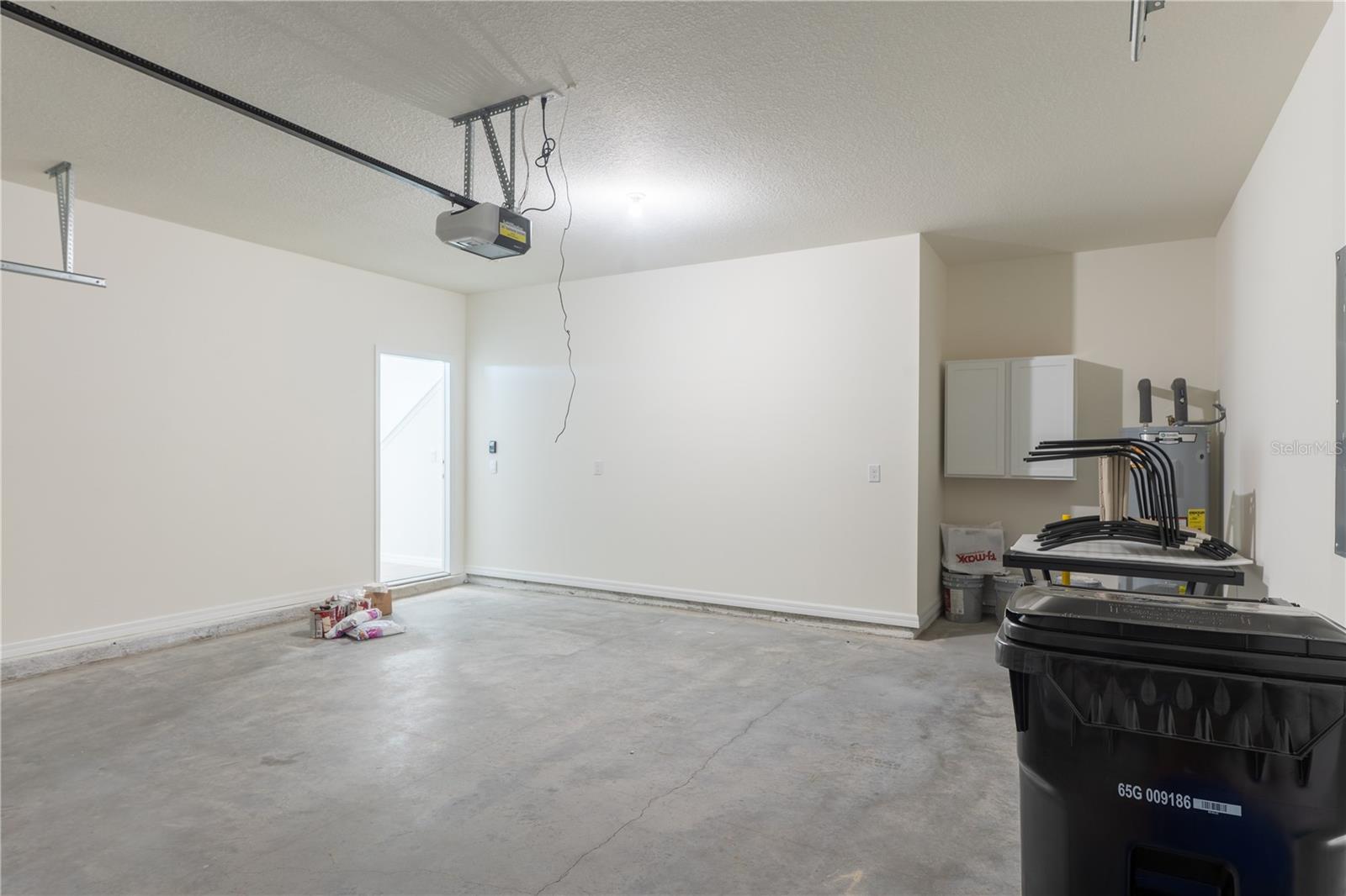 OAKS PRESERVE - Residential