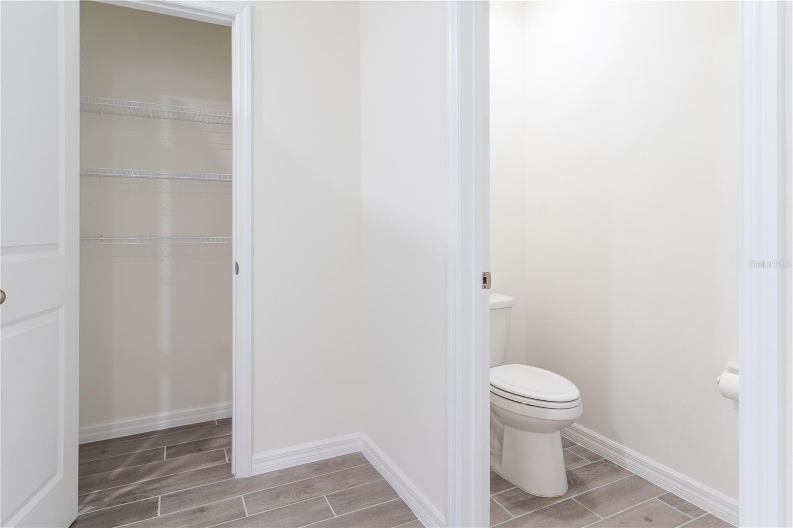 OAKS PRESERVE - Residential