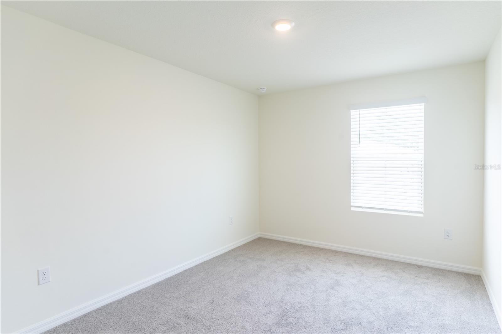 OAKS PRESERVE - Residential