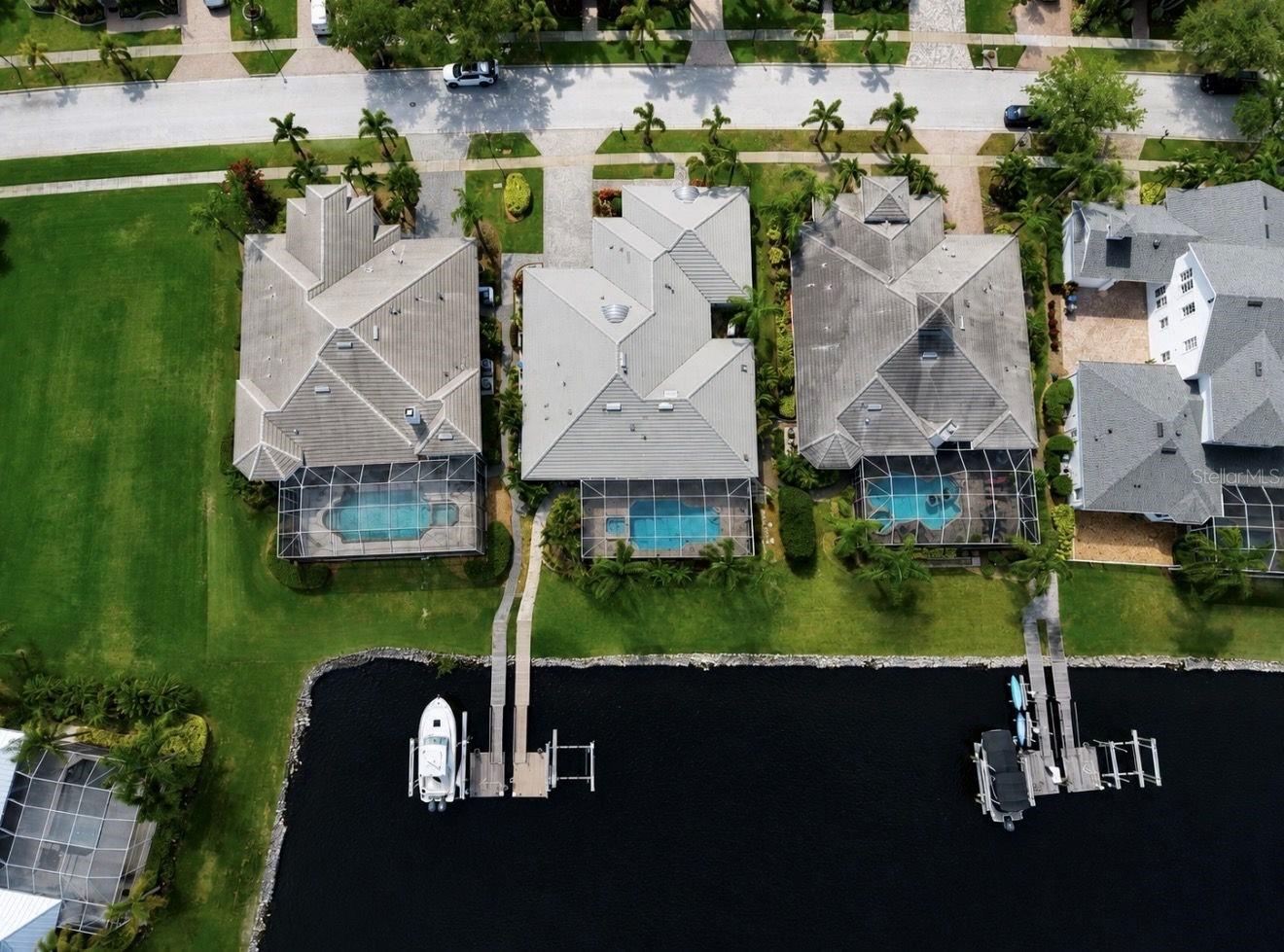 5416 MERRITT ISLAND DRIVE