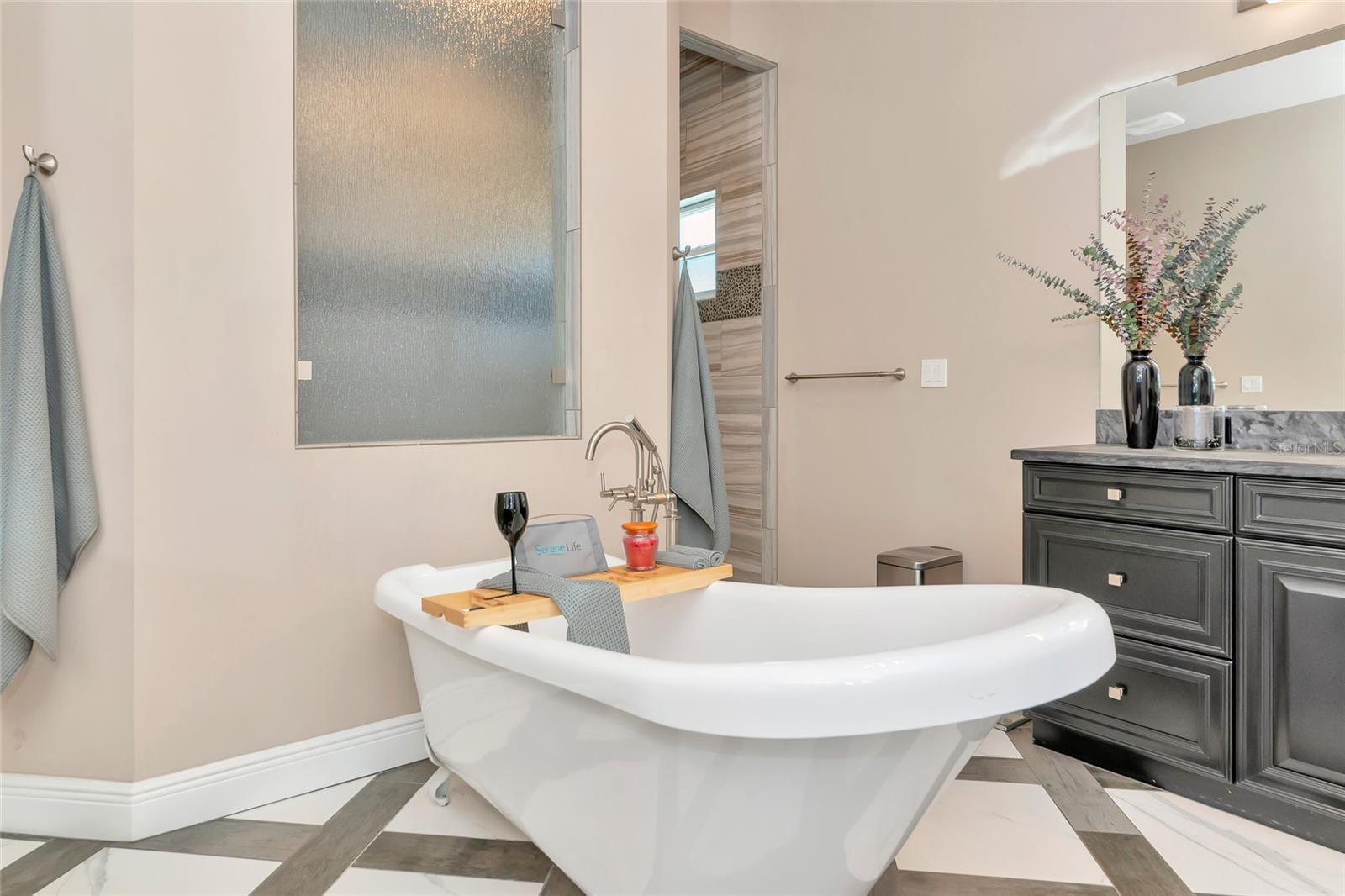 POMELLO PARK CONTINUED - Residential