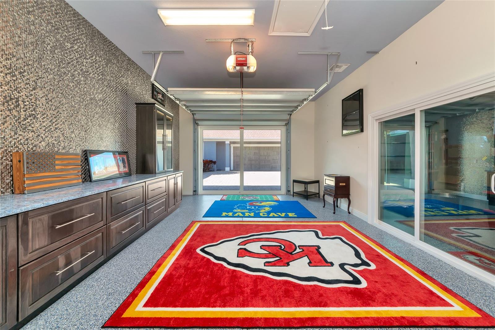 POMELLO PARK CONTINUED - Residential