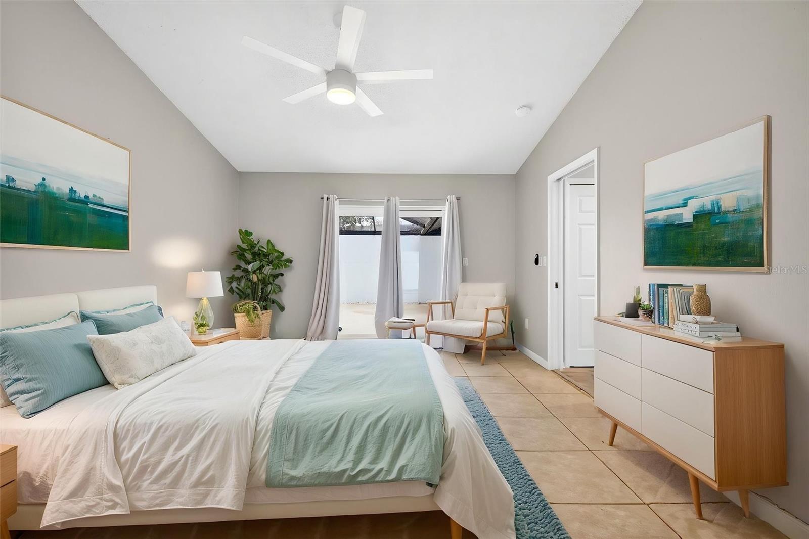 LA VIVA UNIT I - Residential