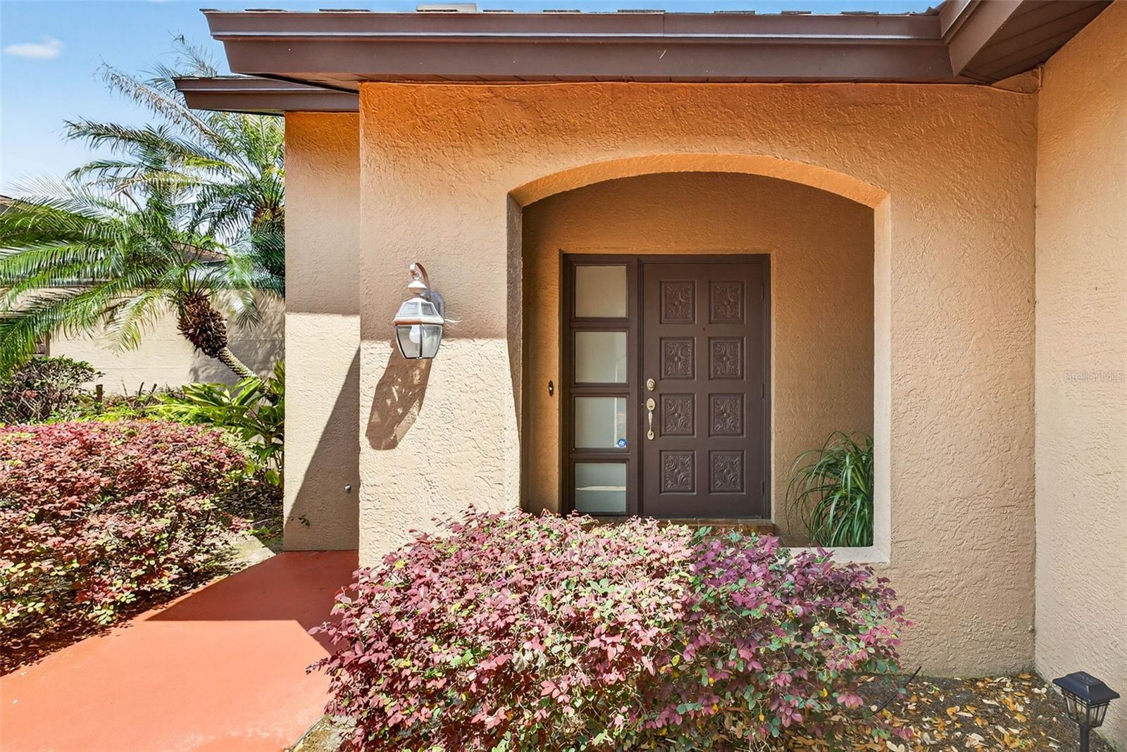 LA VIVA UNIT I - Residential