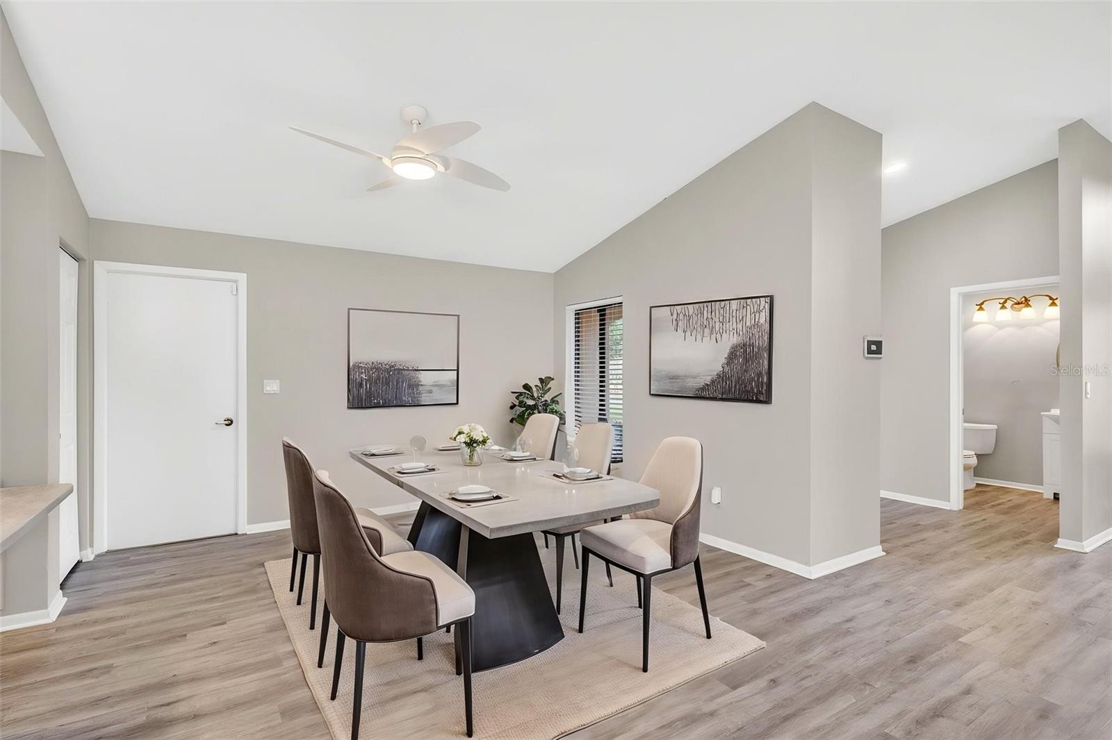 LA VIVA UNIT I - Residential