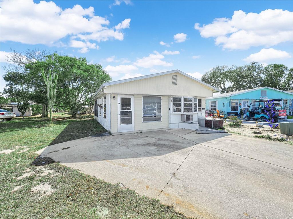 Photo of 31 Stonefly Circle, Lake Wales, FL 33898 (MLS # K4903273)