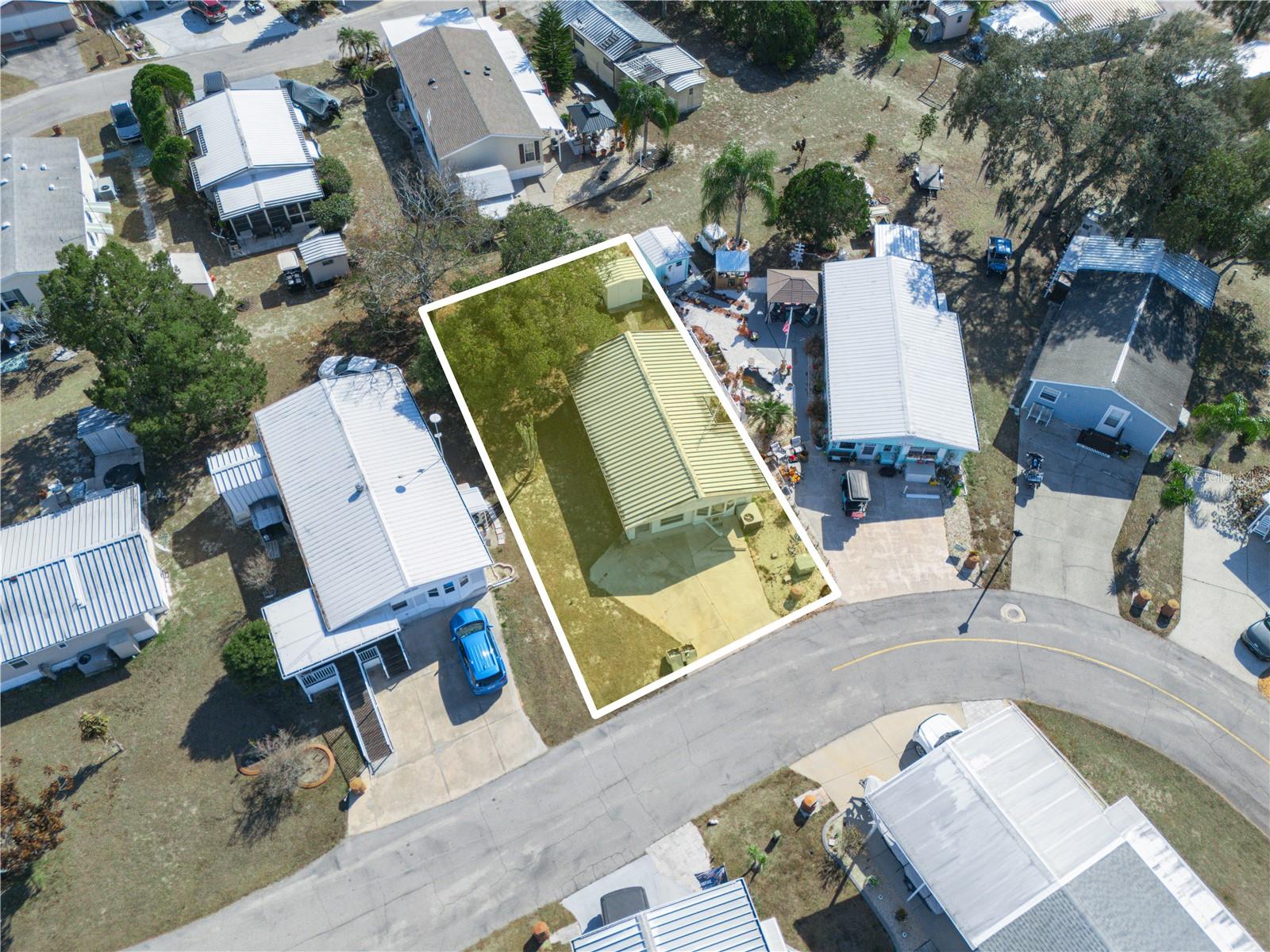 SADDLEBAG LAKE - Residential