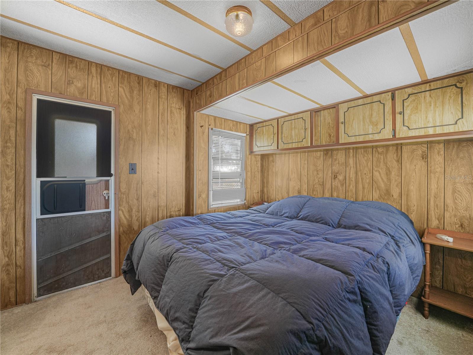 SADDLEBAG LAKE - Residential