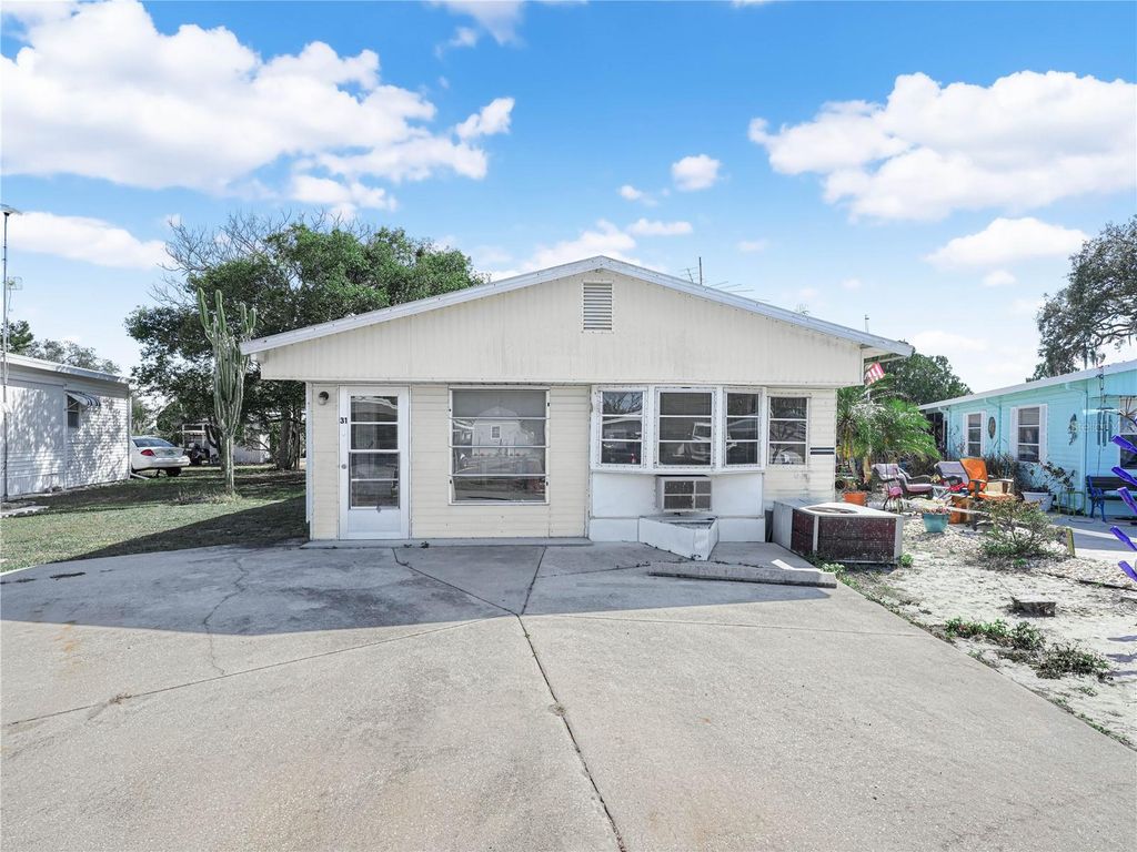 Photo of 31 Stonefly Circle, Lake Wales, FL 33898 (MLS # K4903273)
