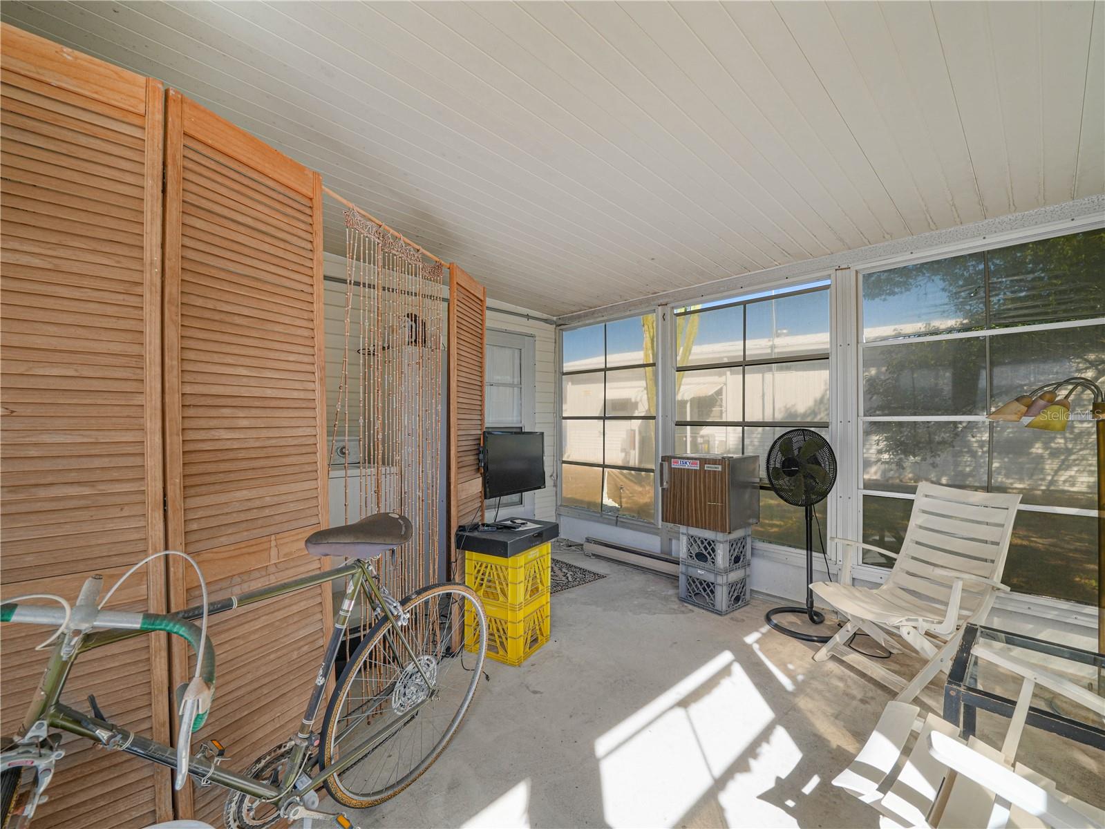 SADDLEBAG LAKE - Residential