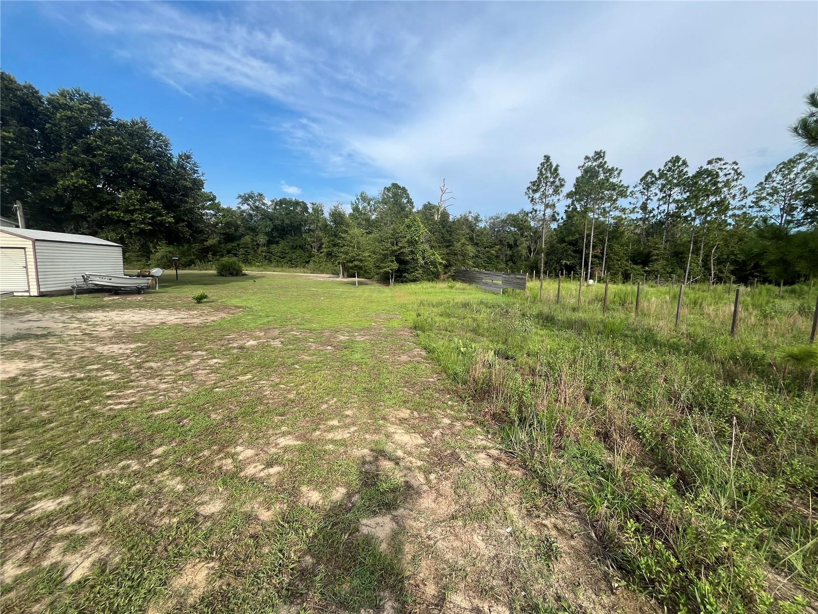 COOPER LAKE ESTATES - Land