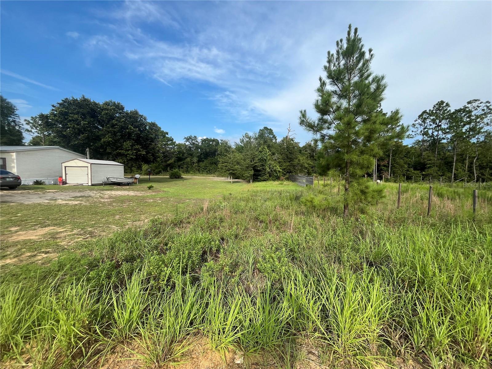 COOPER LAKE ESTATES - Land