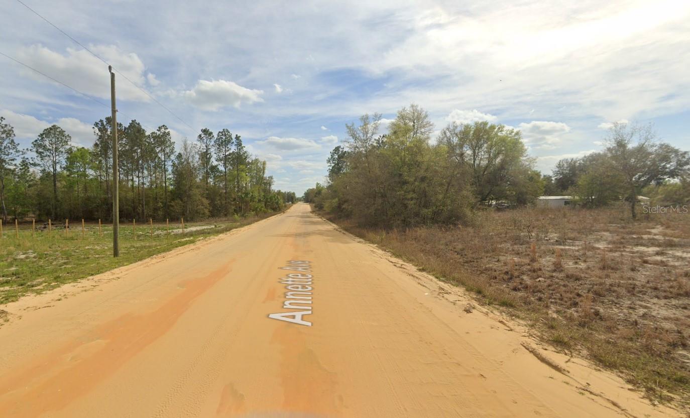 COOPER LAKE ESTATES - Land