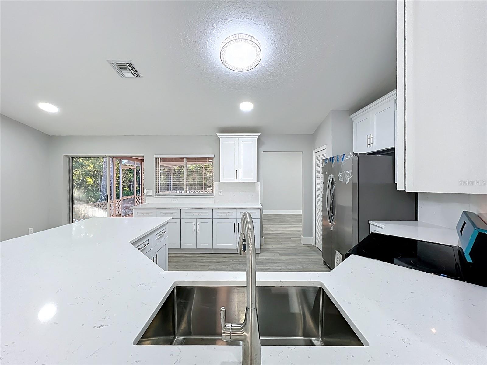 ALAFAYA WOODS PH 10 - Residential