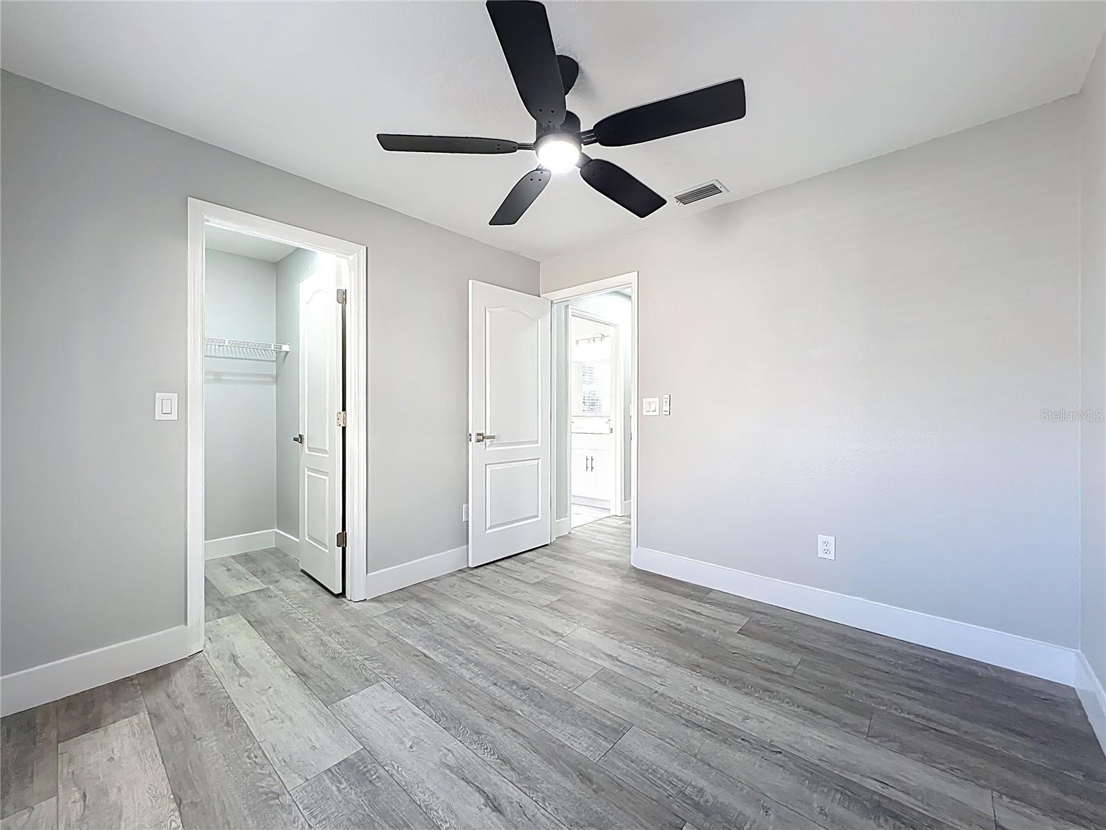 ALAFAYA WOODS PH 10 - Residential