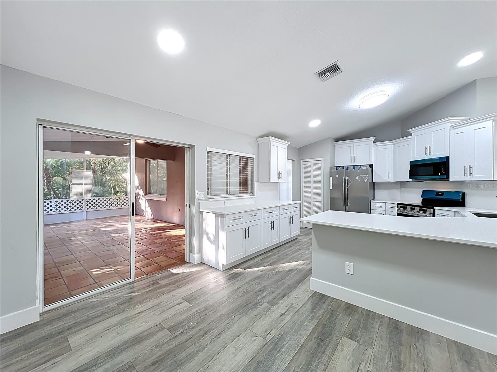 ALAFAYA WOODS PH 10 - Residential