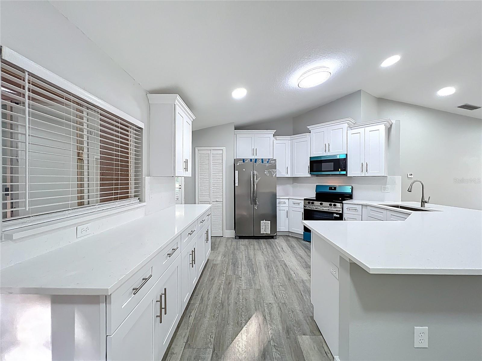 ALAFAYA WOODS PH 10 - Residential