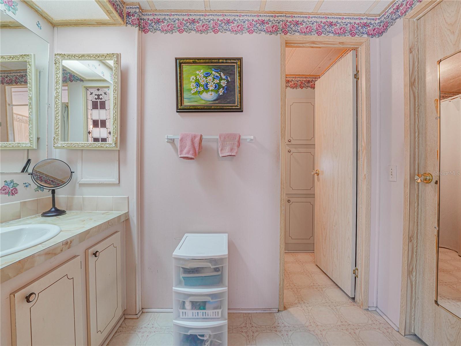 FOXWOOD LAKE ESTATES PH 01 - Residential