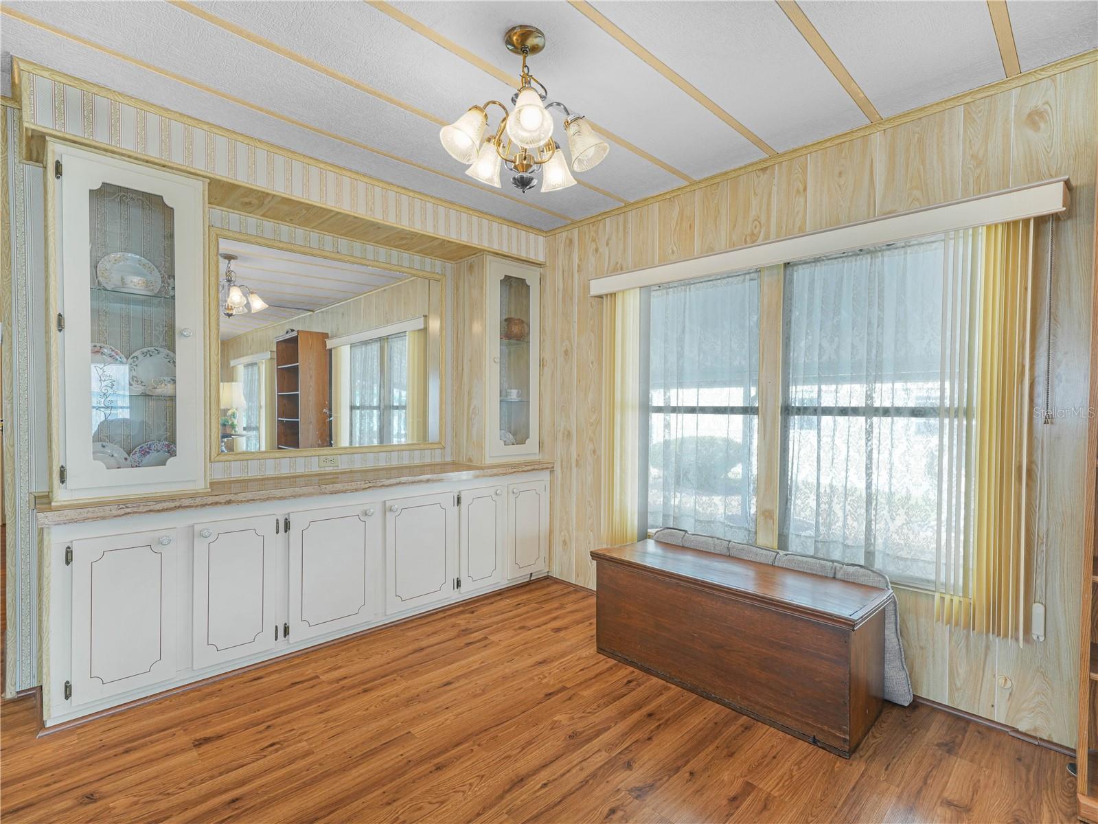 FOXWOOD LAKE ESTATES PH 01 - Residential