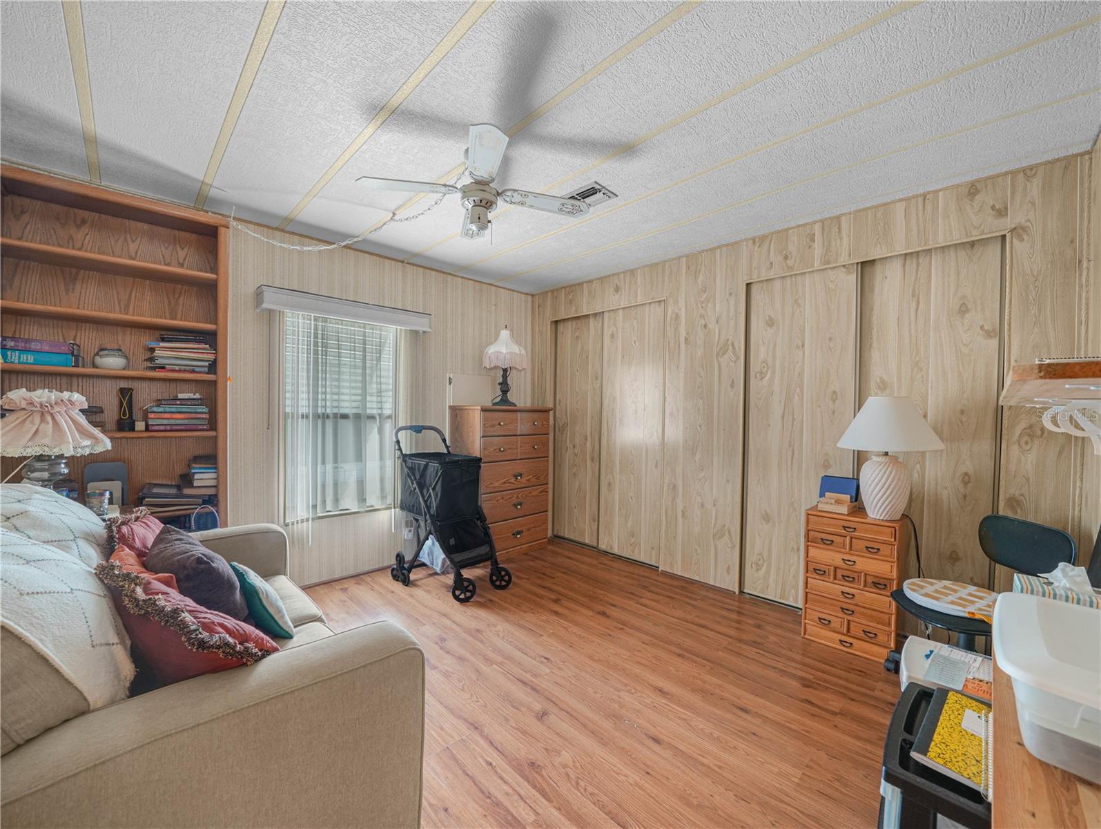 FOXWOOD LAKE ESTATES PH 01 - Residential