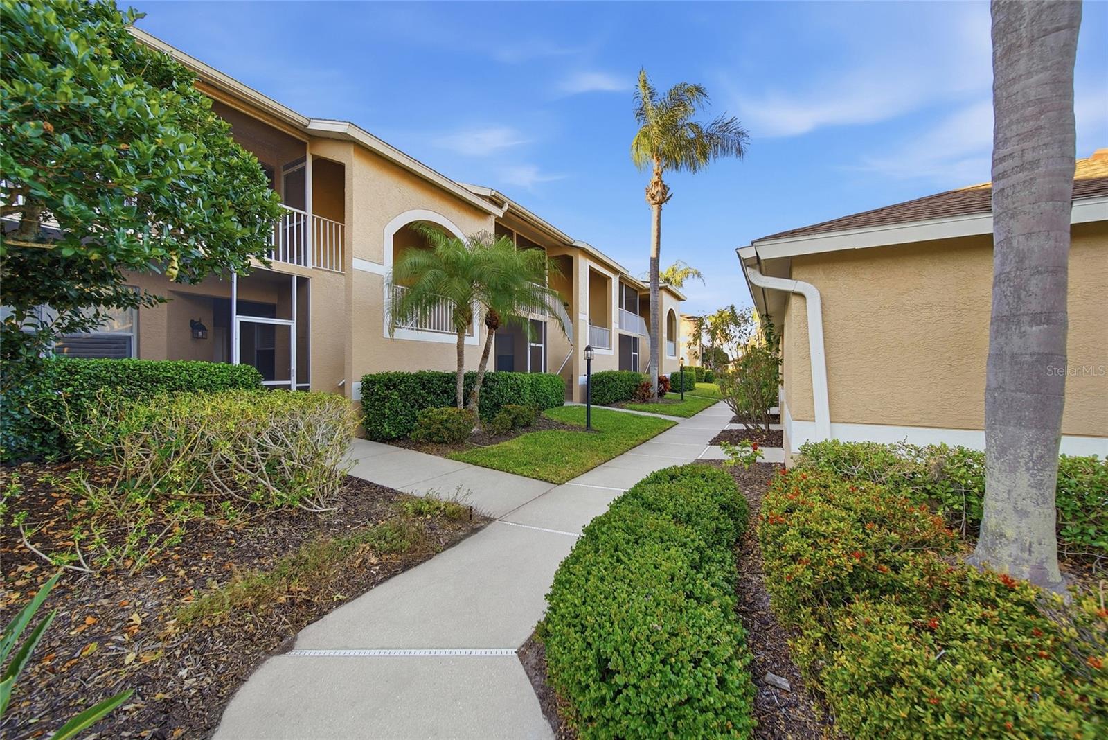 VERANDA 4 AT HERITAGE OAKS - Residential