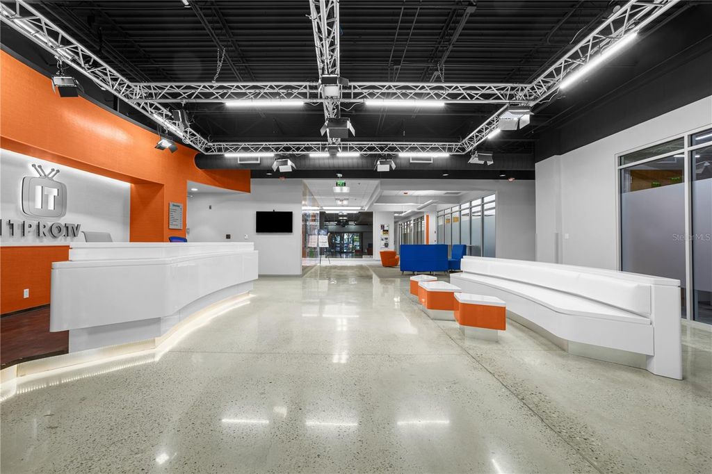 Photo of 7525 NW 4th Boulevard, Gainesville, FL 32607 (MLS # GC534440)