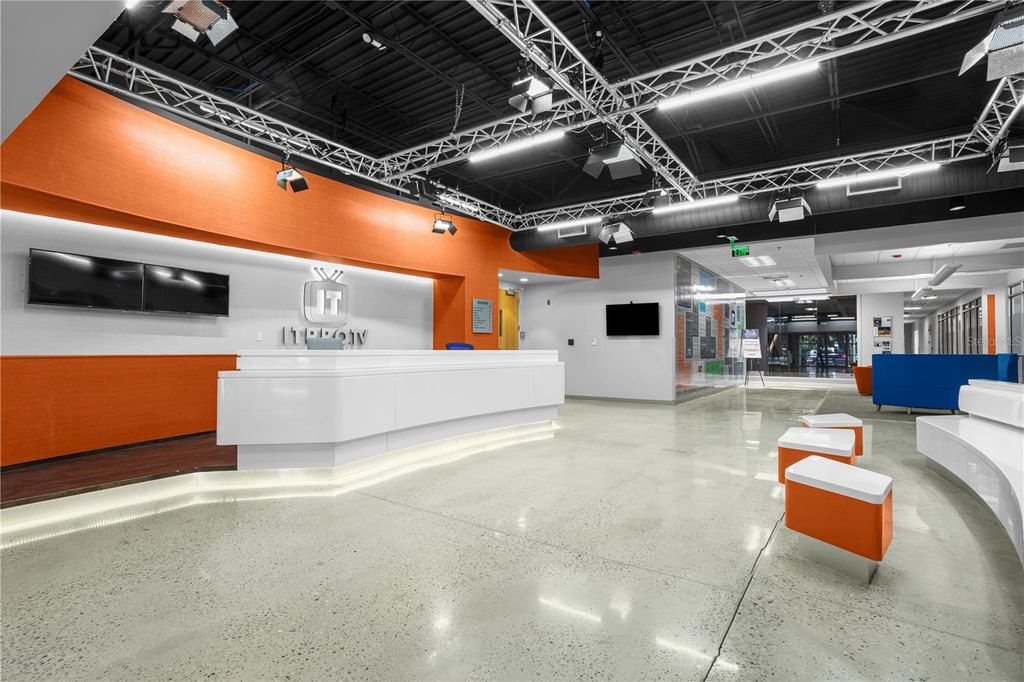 Photo of 7525 NW 4th Boulevard, Gainesville, FL 32607 (MLS # GC534440)