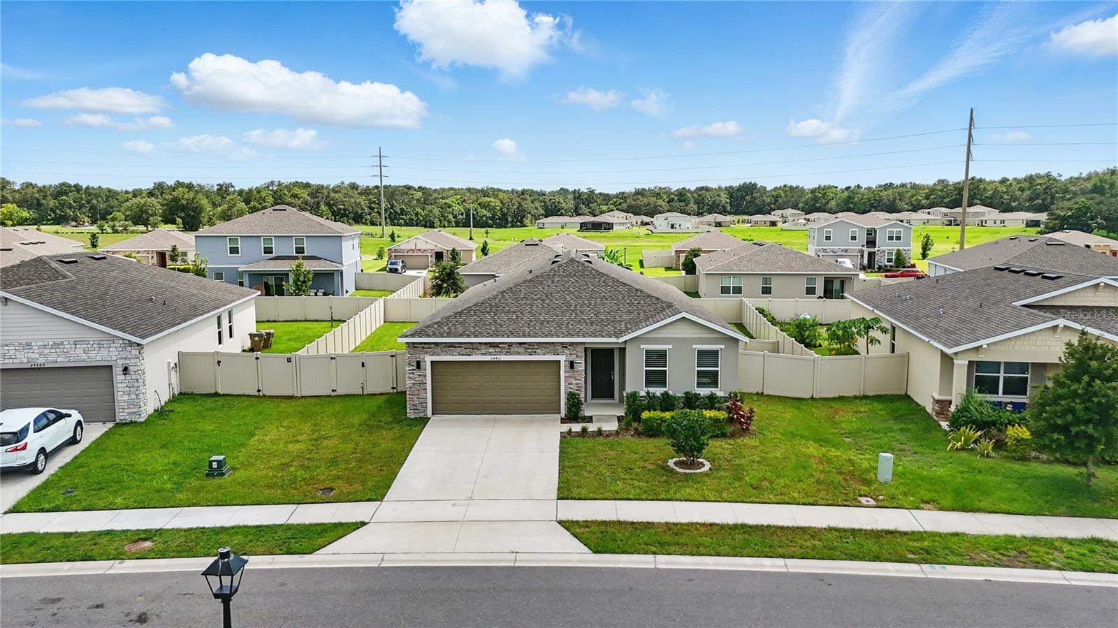 24401 SUNNYS HALO WAY