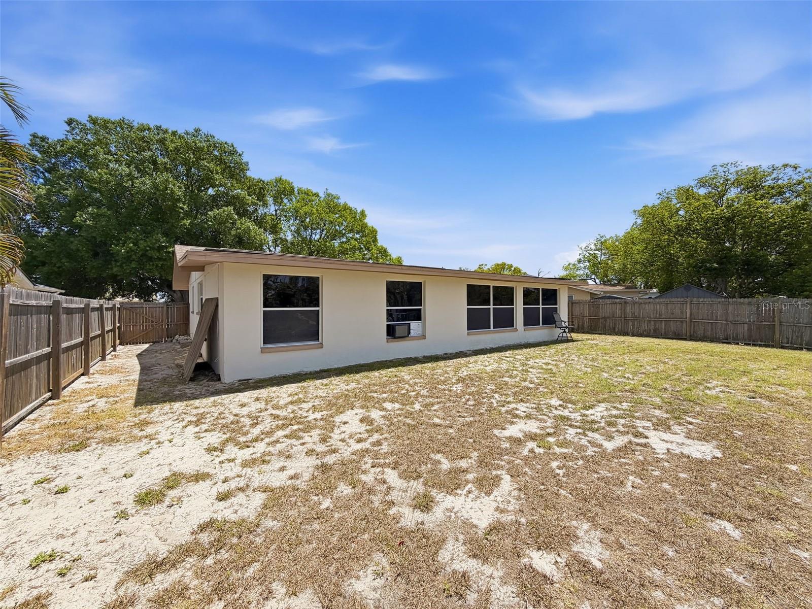 JASMINE LAKES - Residential