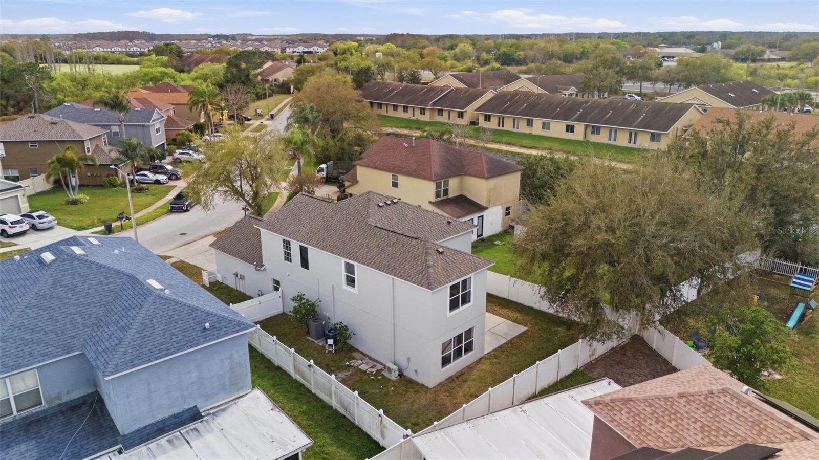 HUNTING CRK MULTI FAM 10 20 - Residential