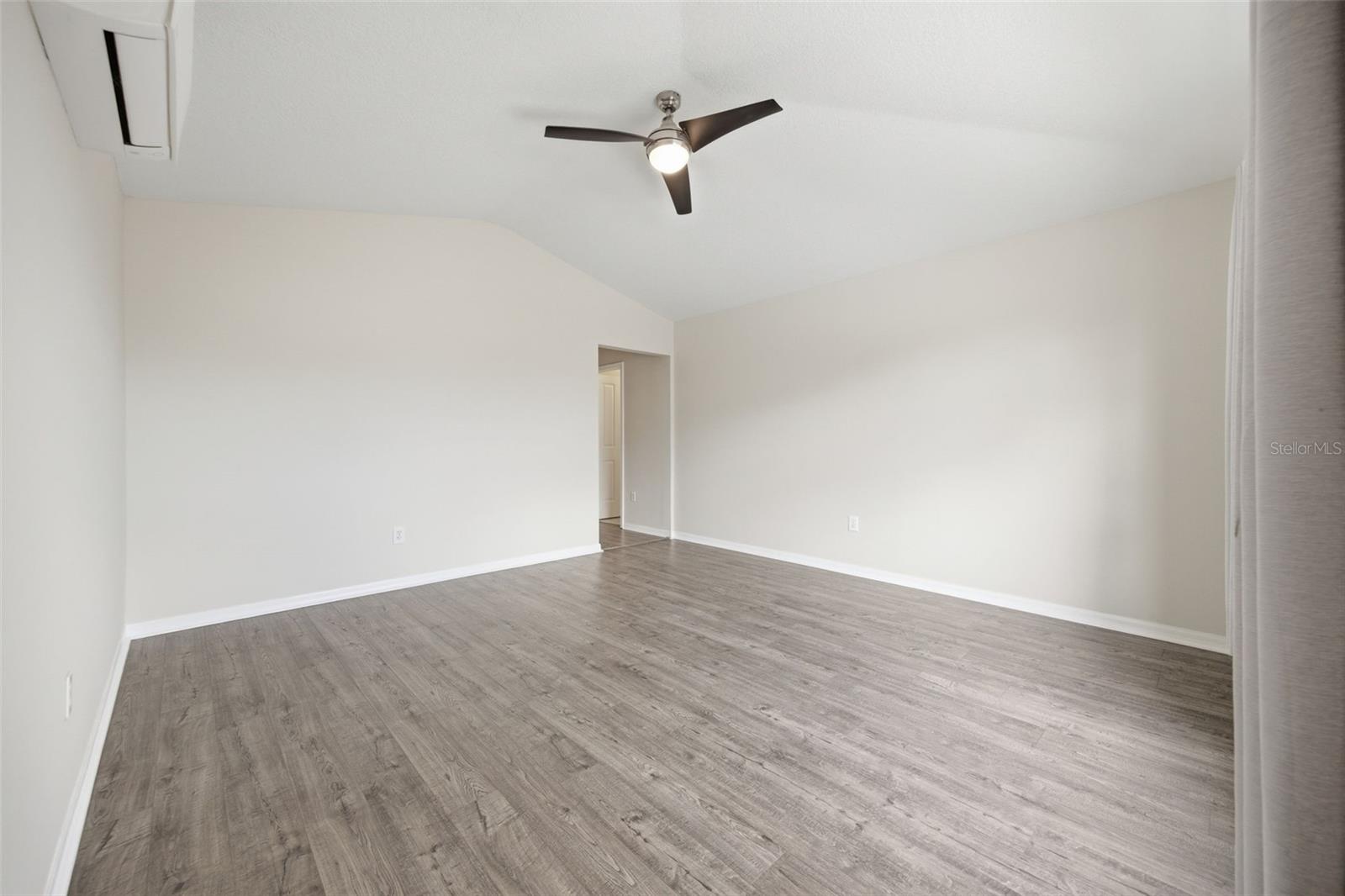 HUNTING CRK MULTI FAM 10 20 - Residential