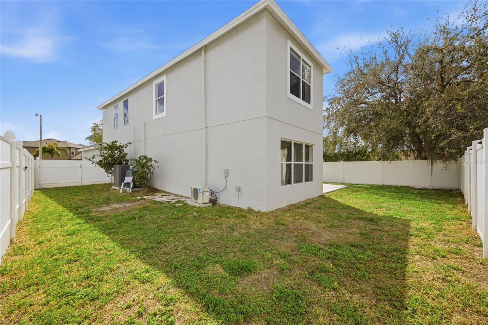 HUNTING CRK MULTI FAM 10 20 - Residential