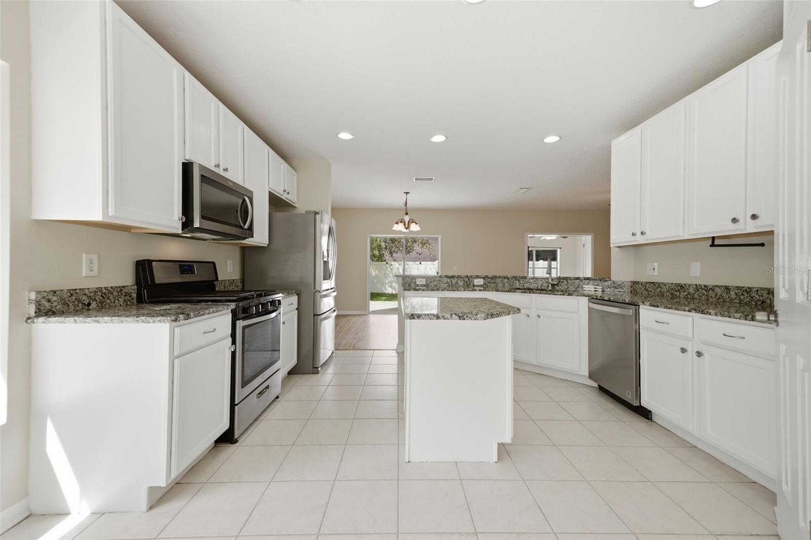 HUNTING CRK MULTI FAM 10 20 - Residential