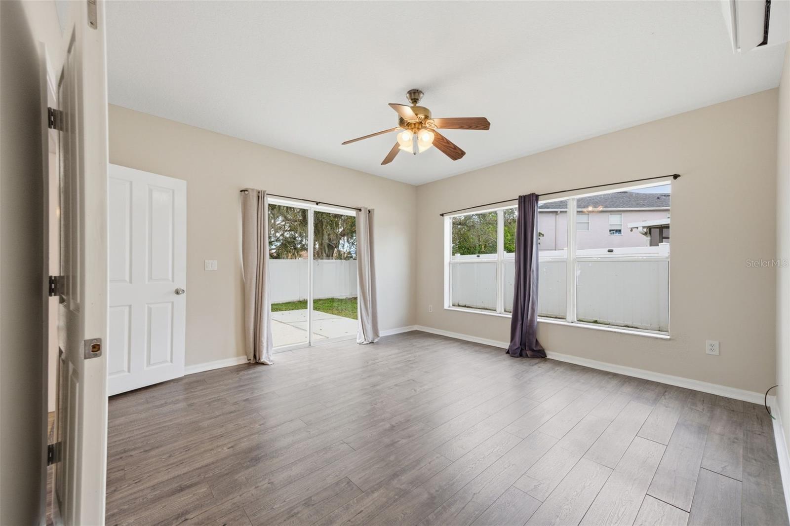 HUNTING CRK MULTI FAM 10 20 - Residential