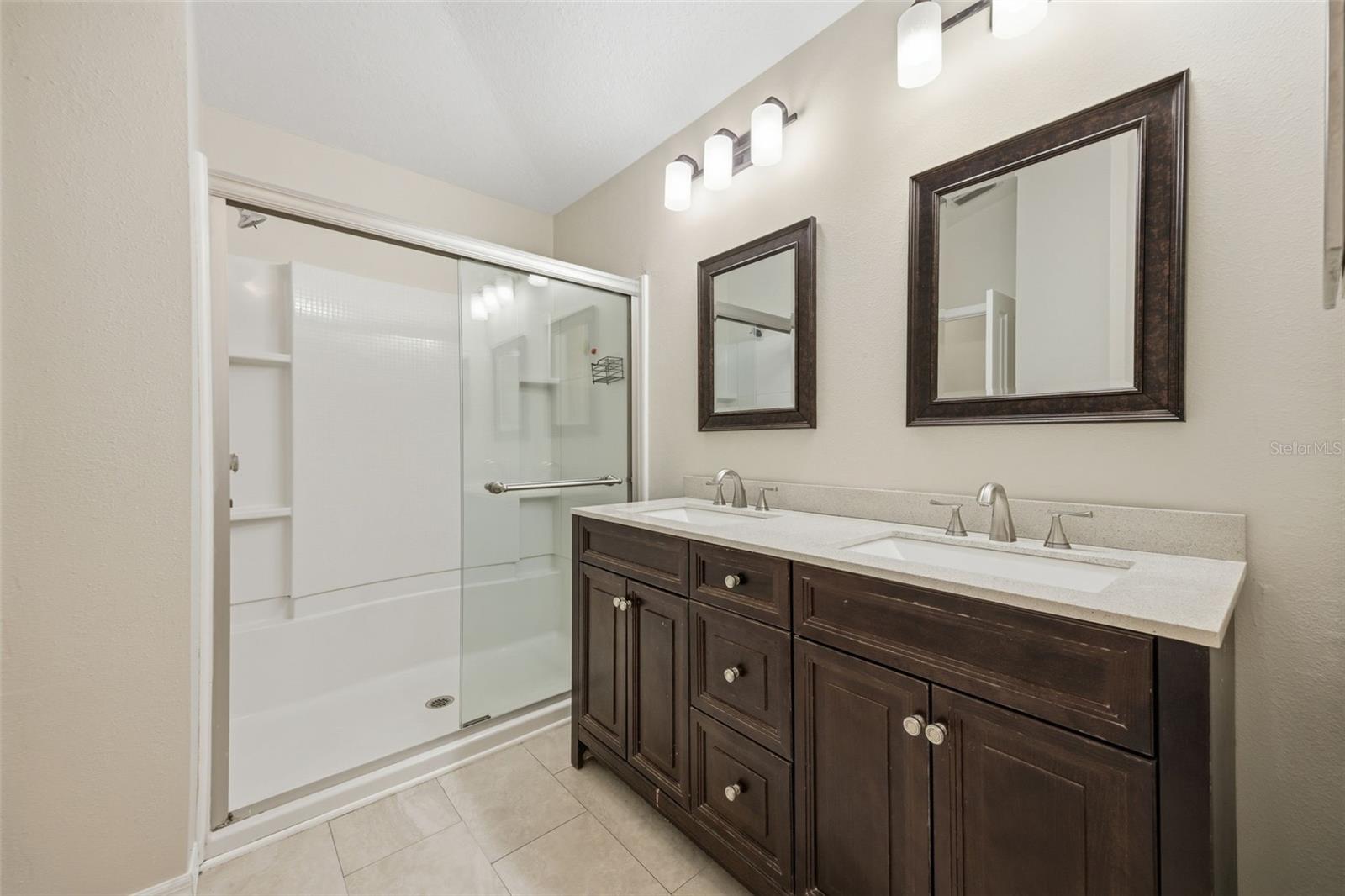 HUNTING CRK MULTI FAM 10 20 - Residential